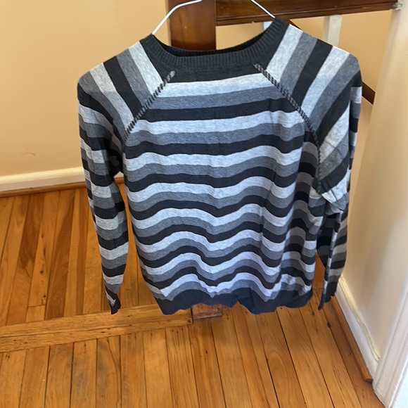 Vintage Arbor Way Gray striped sweater - Picture 2 of 3